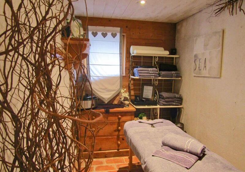 Les Grands Montets Hotel & Spa