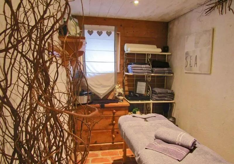 Les Grands Montets Hotel & Spa