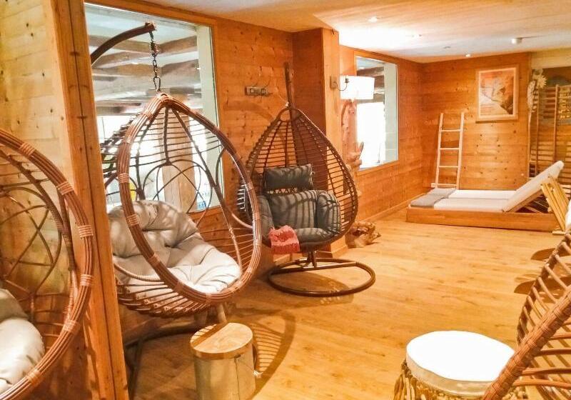 Les Grands Montets Hotel & Spa