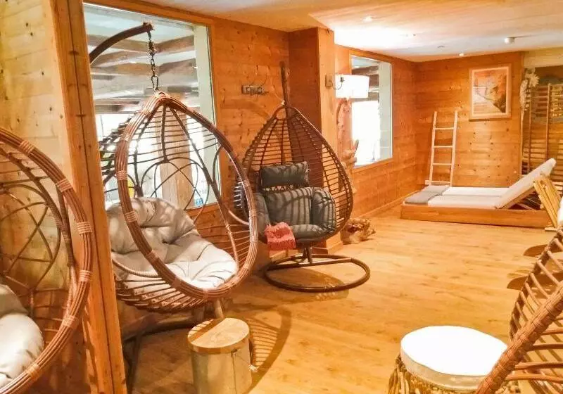 Les Grands Montets Hotel & Spa