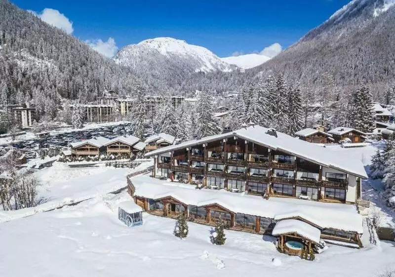 Les Grands Montets Hotel & Spa