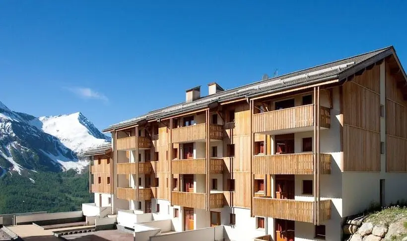 Residenssi Noemys Le Pra Palier