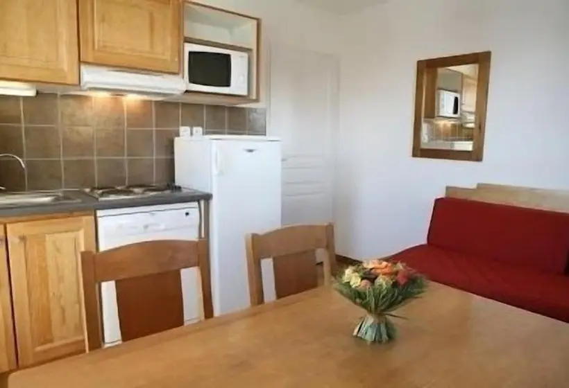 Residenssi Noemys Le Pra Palier