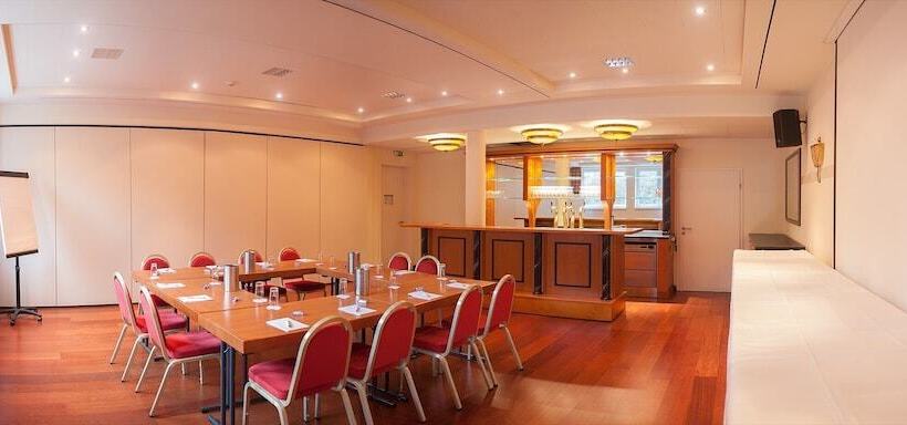 Ringhotel Klövensteen