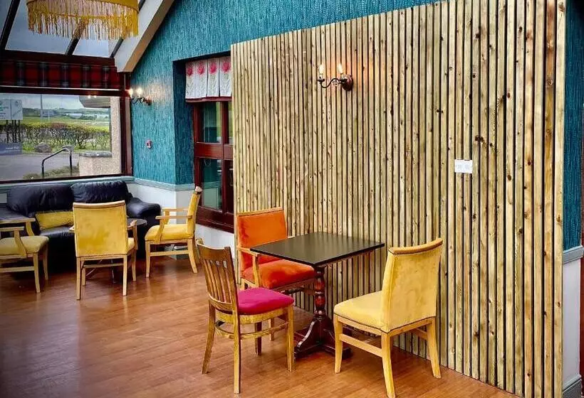 The Weigh Inn Hotel & Lodges