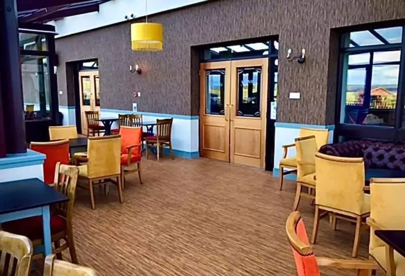 The Weigh Inn Hotel & Lodges