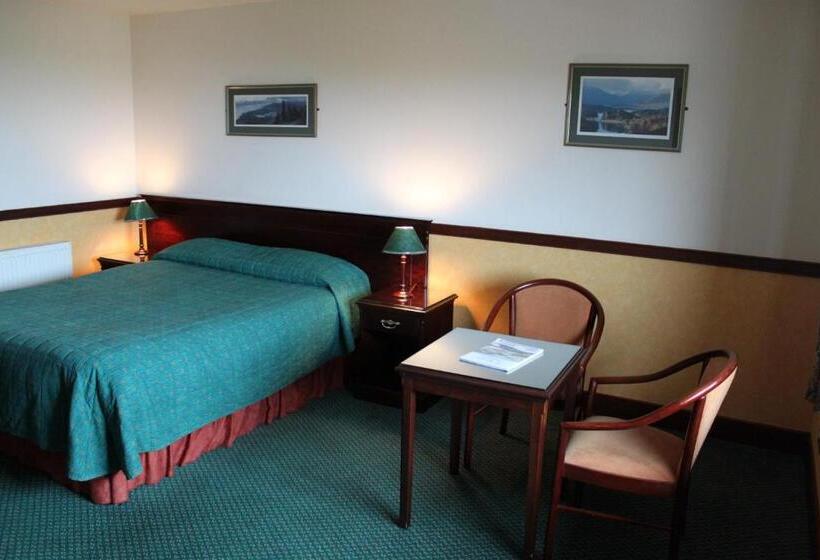 The Weigh Inn Hotel & Lodges