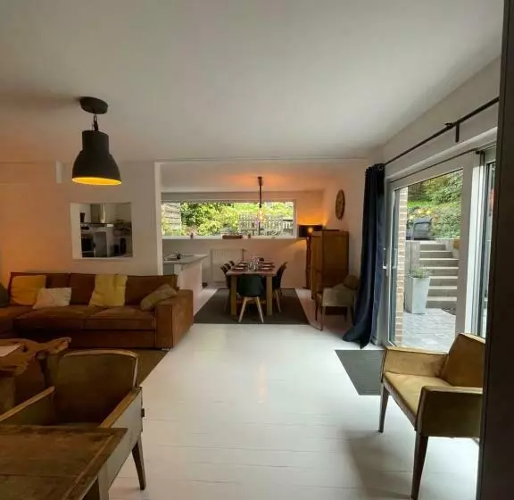 Grande Maison Cozy, Sud, 15 Min Spa Francorchamps