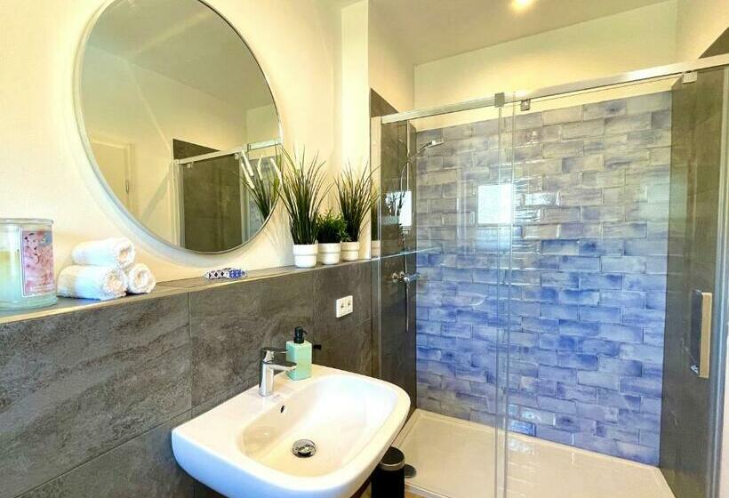 Riversidesuite.mosel