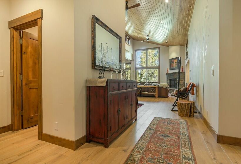 Sawtooth By Avantstay Spacious Pine Tree Cabin W/ Hot Tub