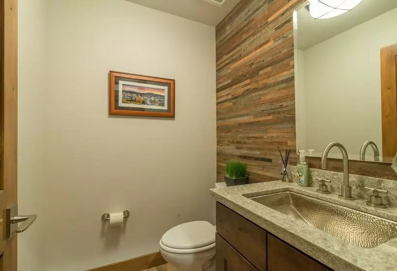 Sawtooth By Avantstay Spacious Pine Tree Cabin W/ Hot Tub