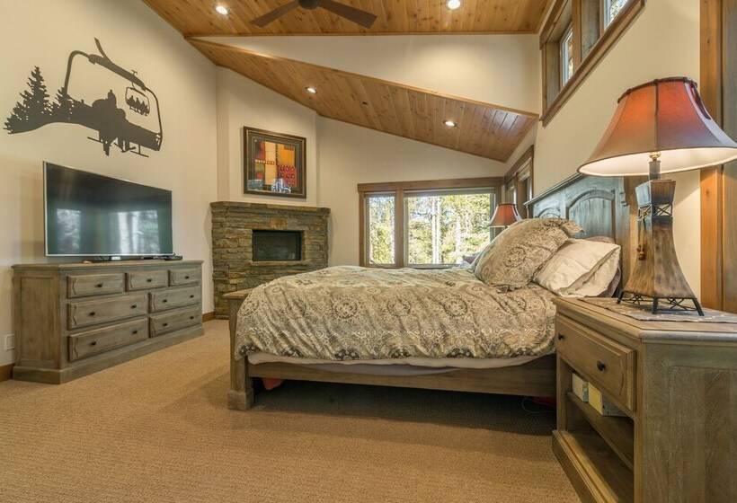 Sawtooth By Avantstay Spacious Pine Tree Cabin W/ Hot Tub