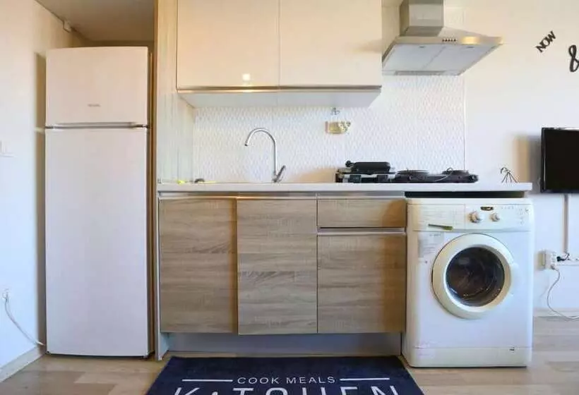Studio Flat With Shared Pool Near Sabiha Gokcen
