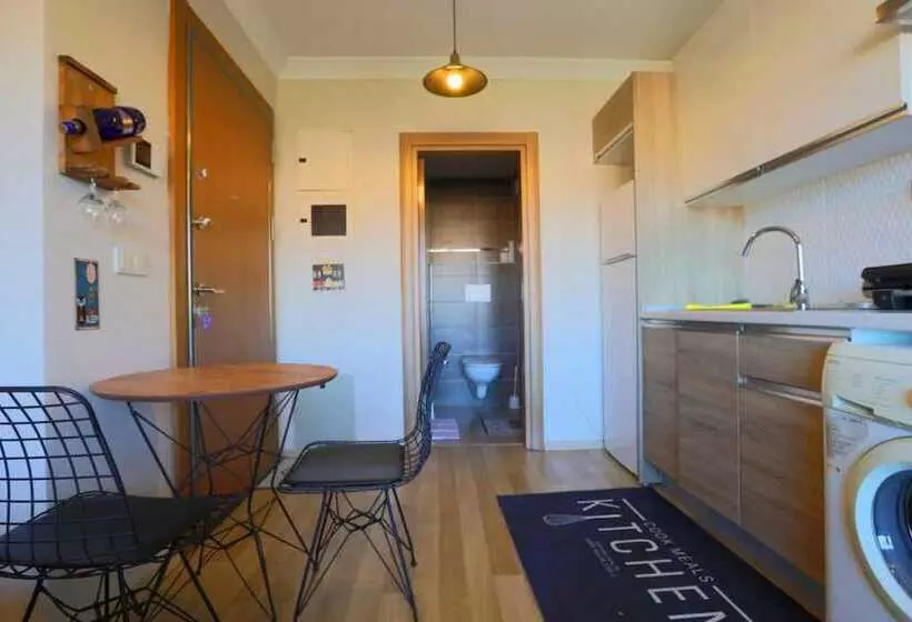 Studio Flat With Shared Pool Near Sabiha Gokcen