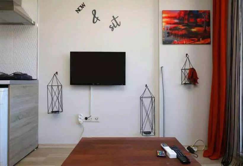 Studio Flat With Shared Pool Near Sabiha Gokcen