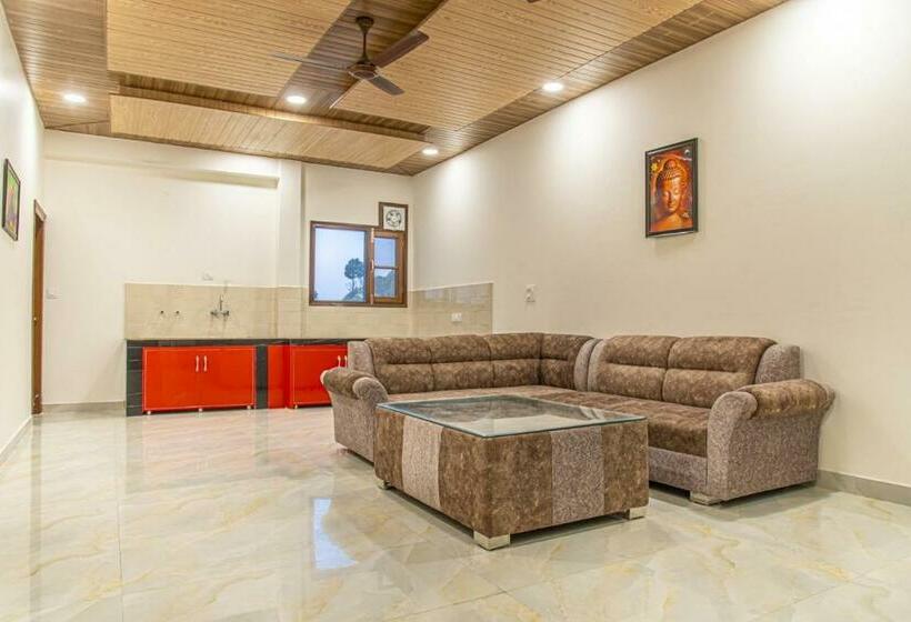 Himalyan Basera I Pvt Balcony I Serviced Apt I By Exotic Stays