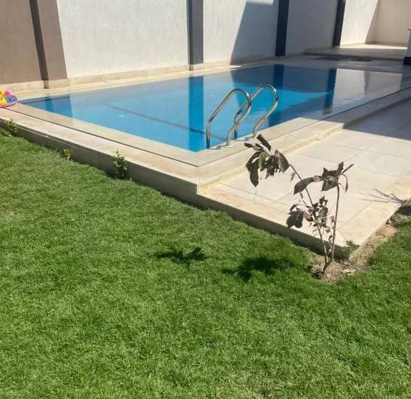 Vilaria King Mariot Fully Air Conditioned Villa فيلاريا كنج مريوط فيلا مكيفه بالكامل