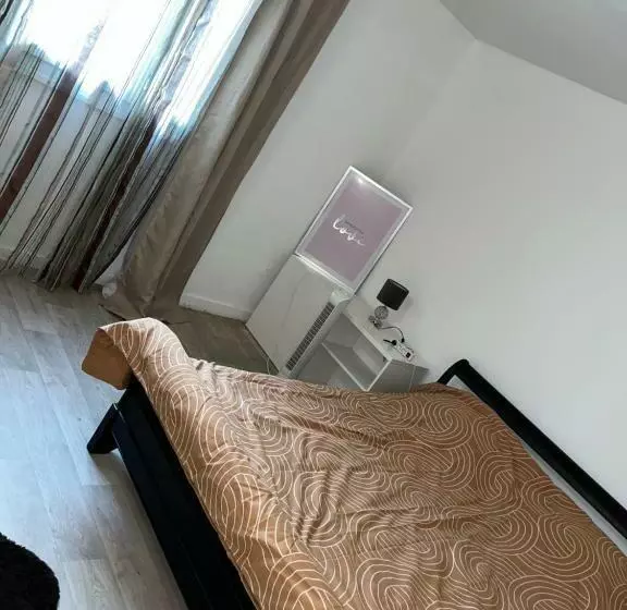 Appartement T2 Spacieux 20min De Paris