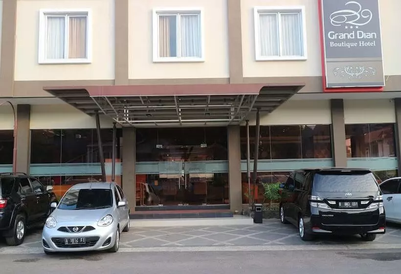 Hotelli Grand Dian Boutique