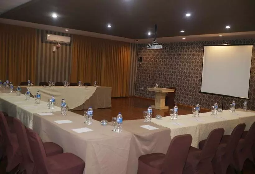 Hotelli Grand Dian Boutique