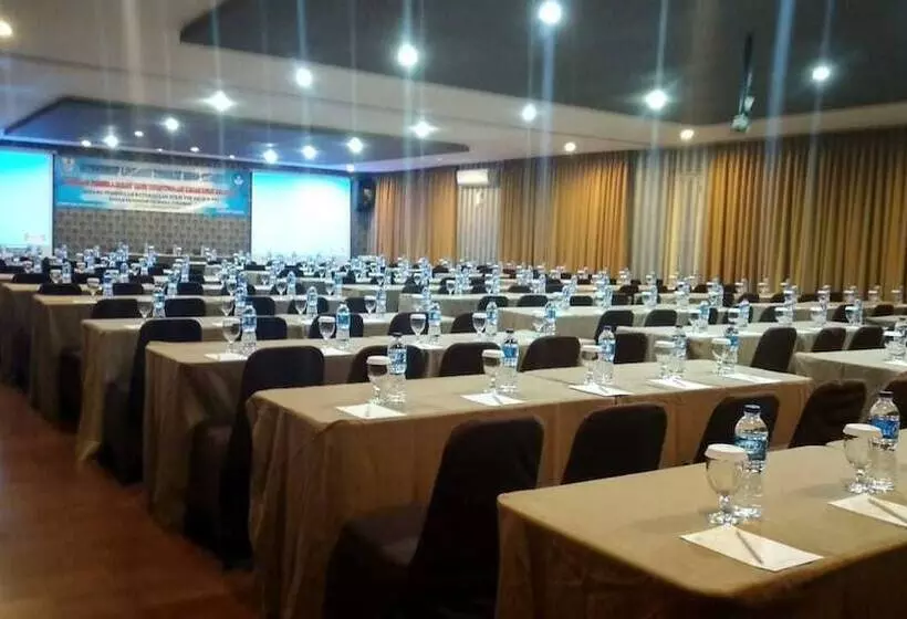 Hotelli Grand Dian Boutique