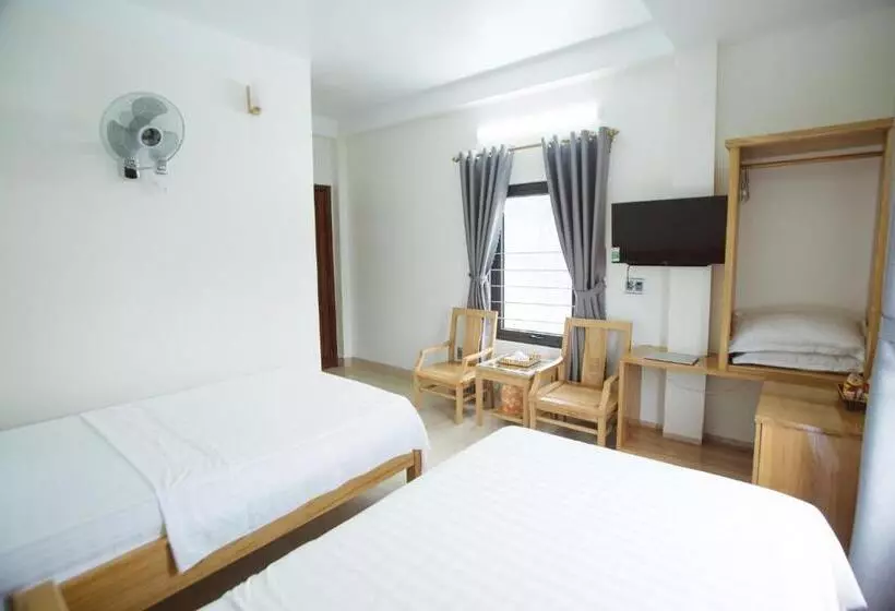 هتل Khách Sạn Tân Trang