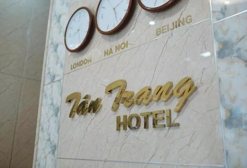 هتل Khách Sạn Tân Trang