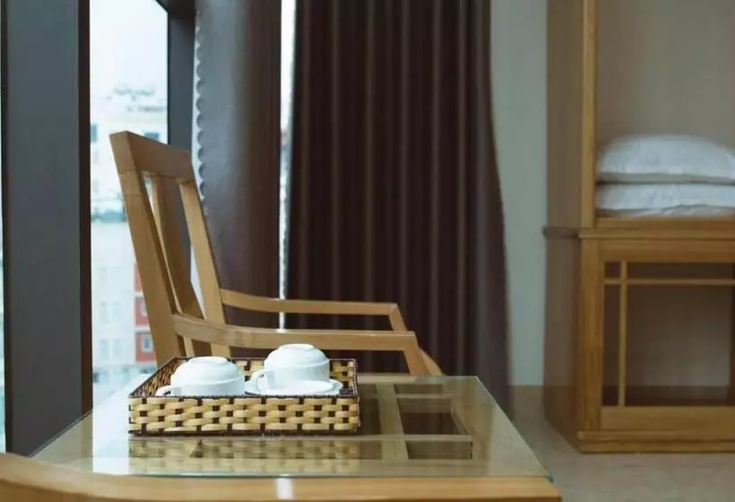 هتل Khách Sạn Tân Trang