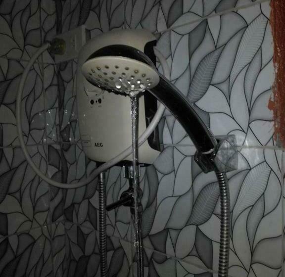 Jean Apartment And Guest Rooms