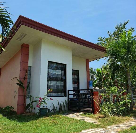 Jean Apartment And Guest Rooms