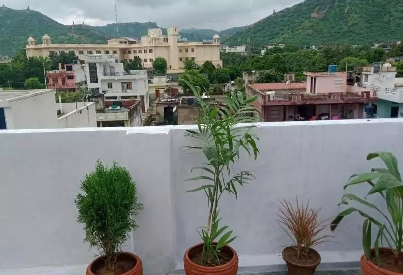 ペンション Cocoon Auberge