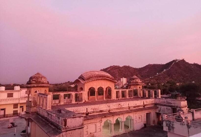 ペンション Cocoon Auberge