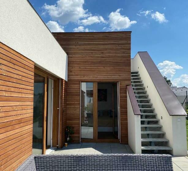 Prosluněný Dům S Výhledem Na Pálavu