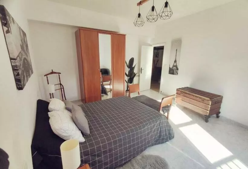 Quiroga Centro Paradise