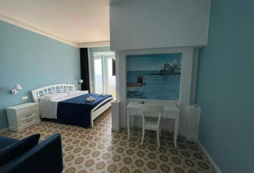 تختخواب و صبحانه Antica Dimora Del Mare   Luxury Suite
