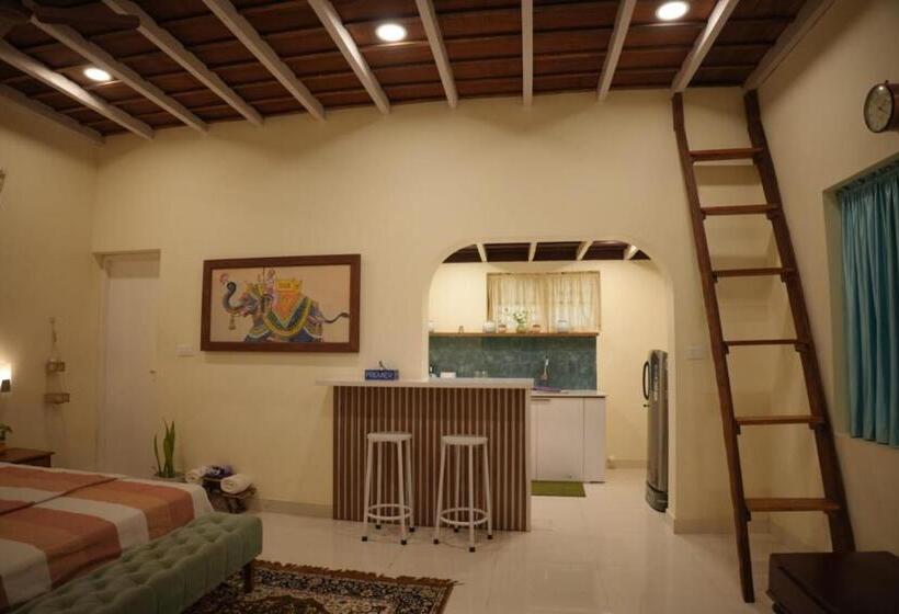 Cascara Beach Resort