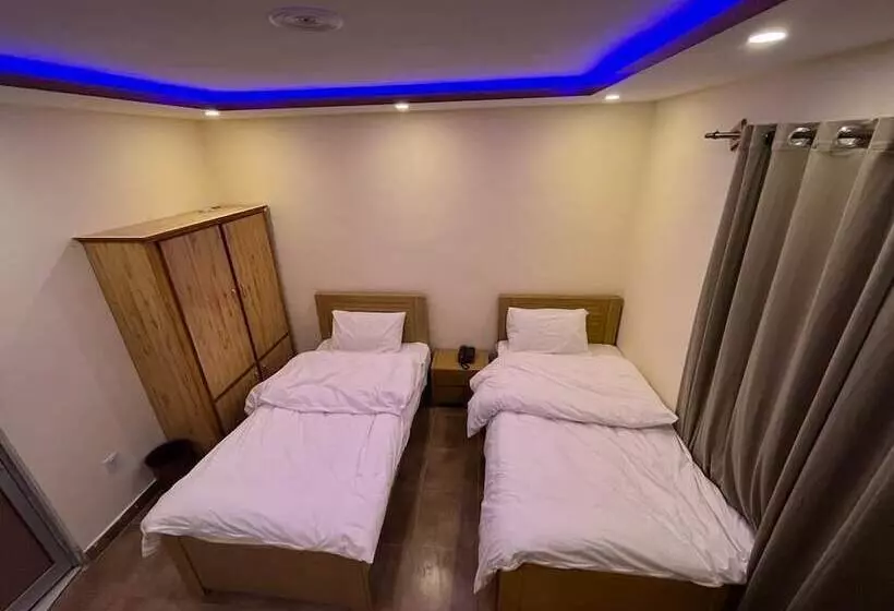 هتل Eden Rock Skardu