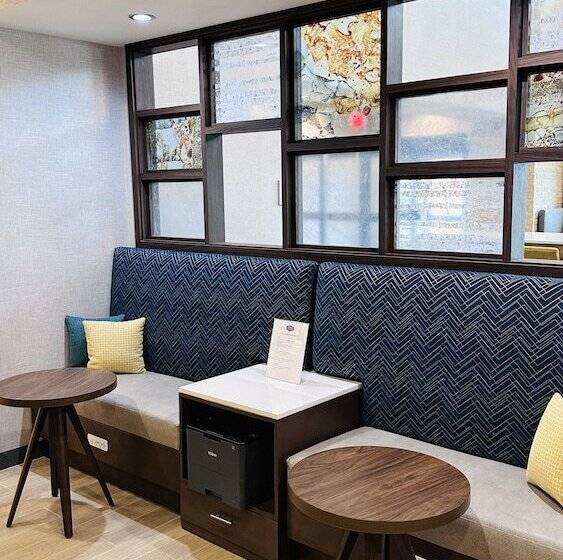 בית מלון כפרי Hampton Inn & Suites Weatherford