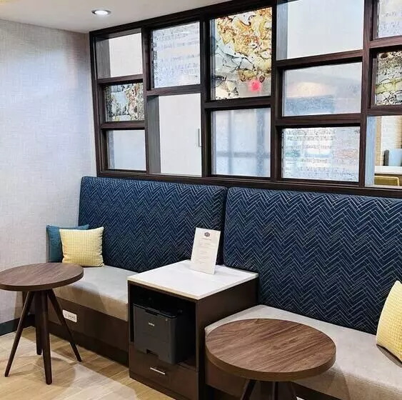 Hotelli Hampton Inn & Suites Weatherford