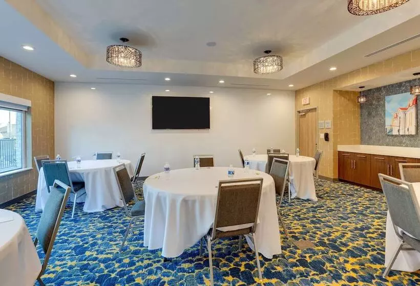 Hotelli Hampton Inn & Suites Weatherford