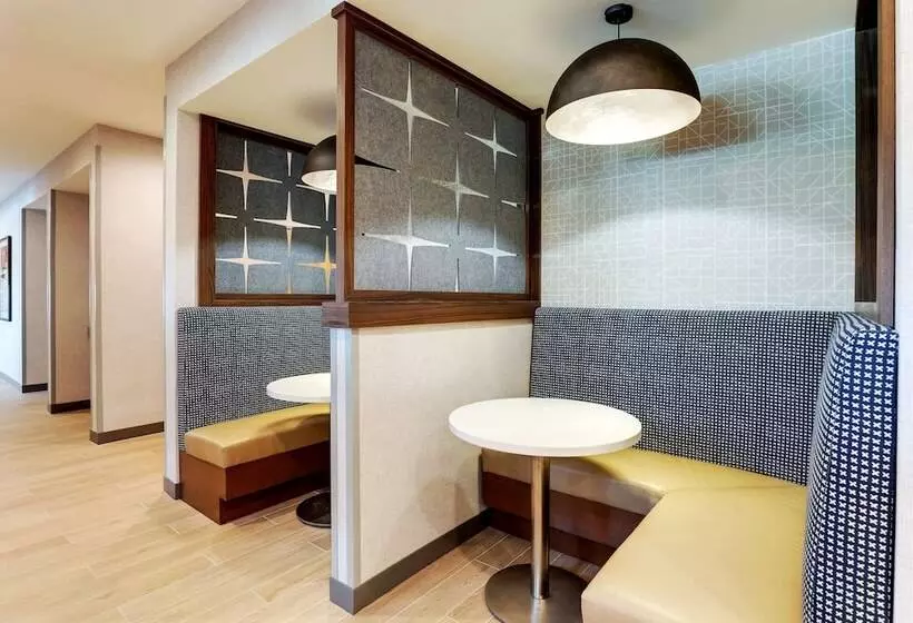 Hotelli Hampton Inn & Suites Weatherford