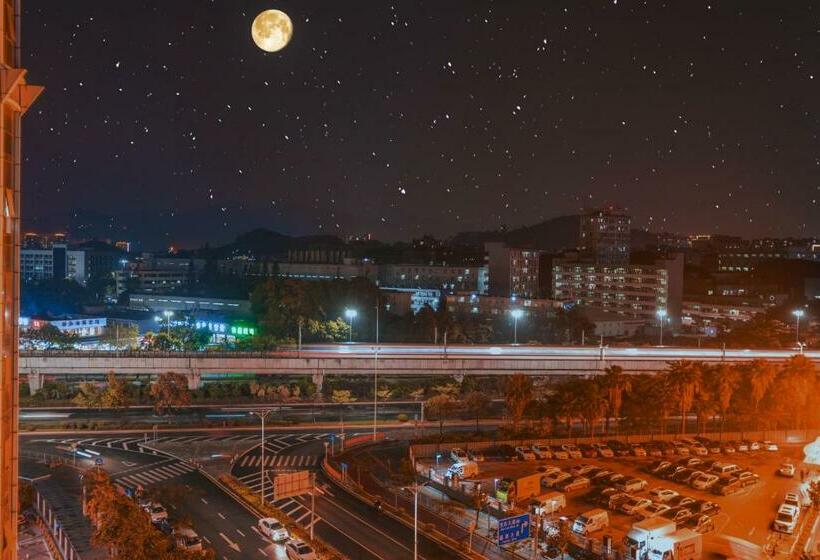 فندق Shenzhen World Exhibition&convention Center Bao An Airport Esther