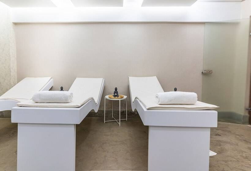 One Hotel Casablanca