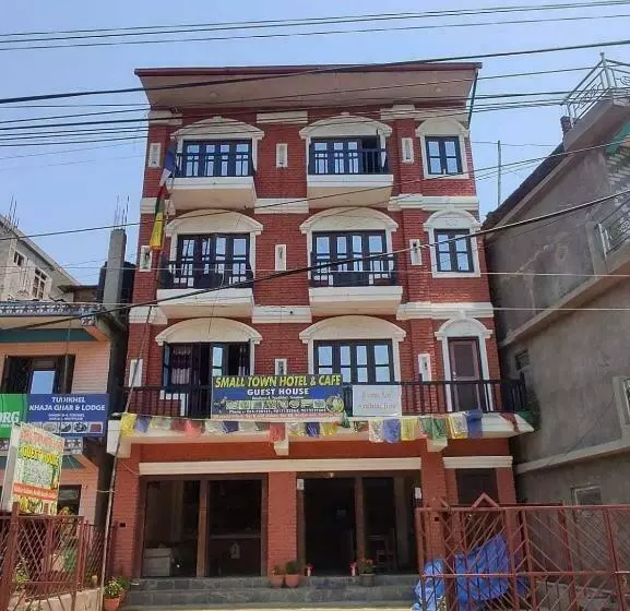 پانسیون Small Town Guest House