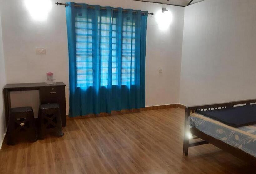 Bed and Breakfast River View Guest Rooms