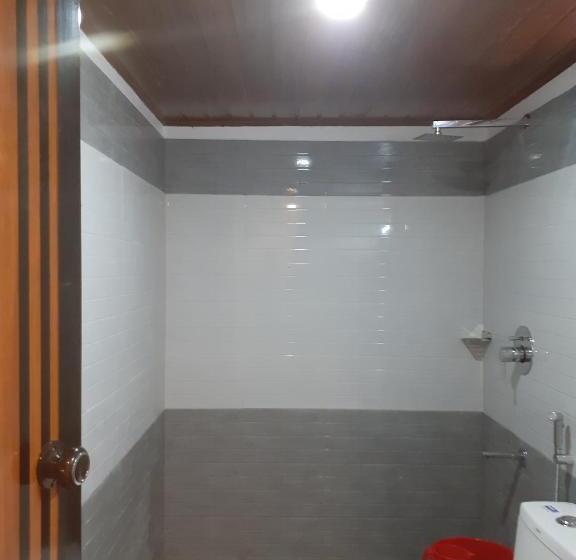 Bed and Breakfast River View Guest Rooms