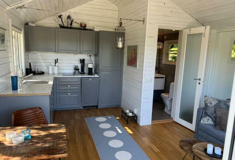 Exclusive Guesthouse With Stunning Seaview!