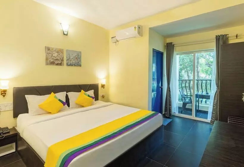 Blue Door Hotel Morjim