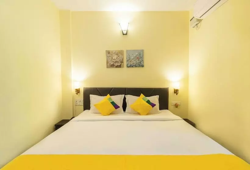 Blue Door Hotel Morjim