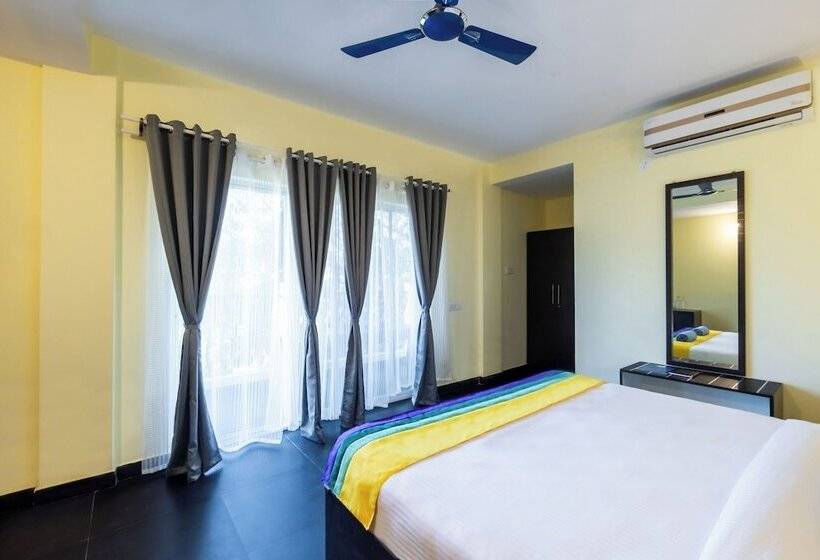 Blue Door Hotel Morjim